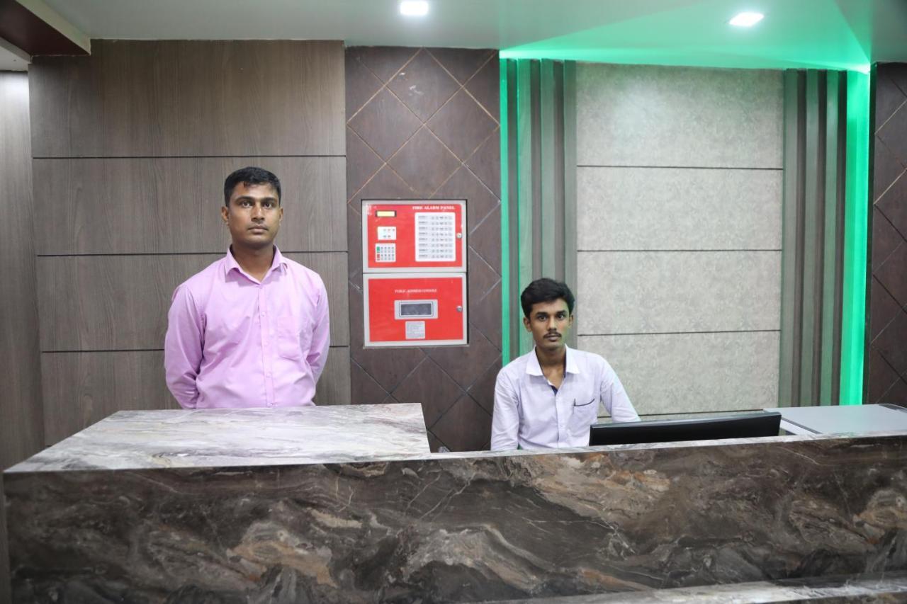 Hotel Nandini Baharampur Экстерьер фото