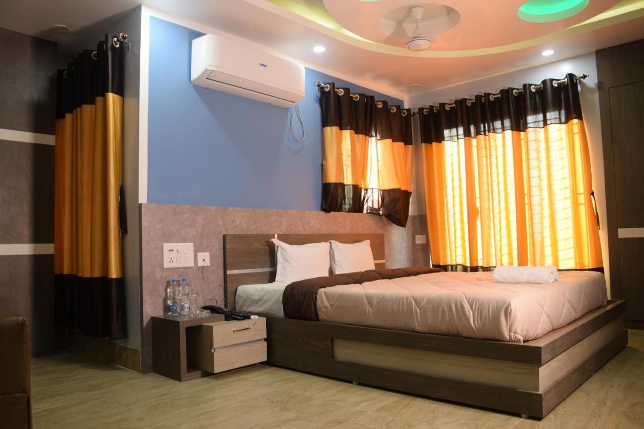 Hotel Nandini Baharampur Экстерьер фото