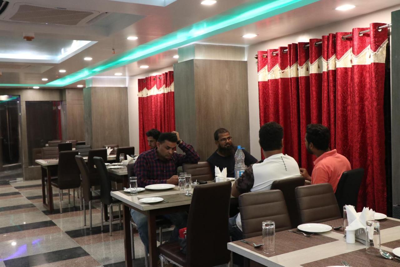 Hotel Nandini Baharampur Экстерьер фото