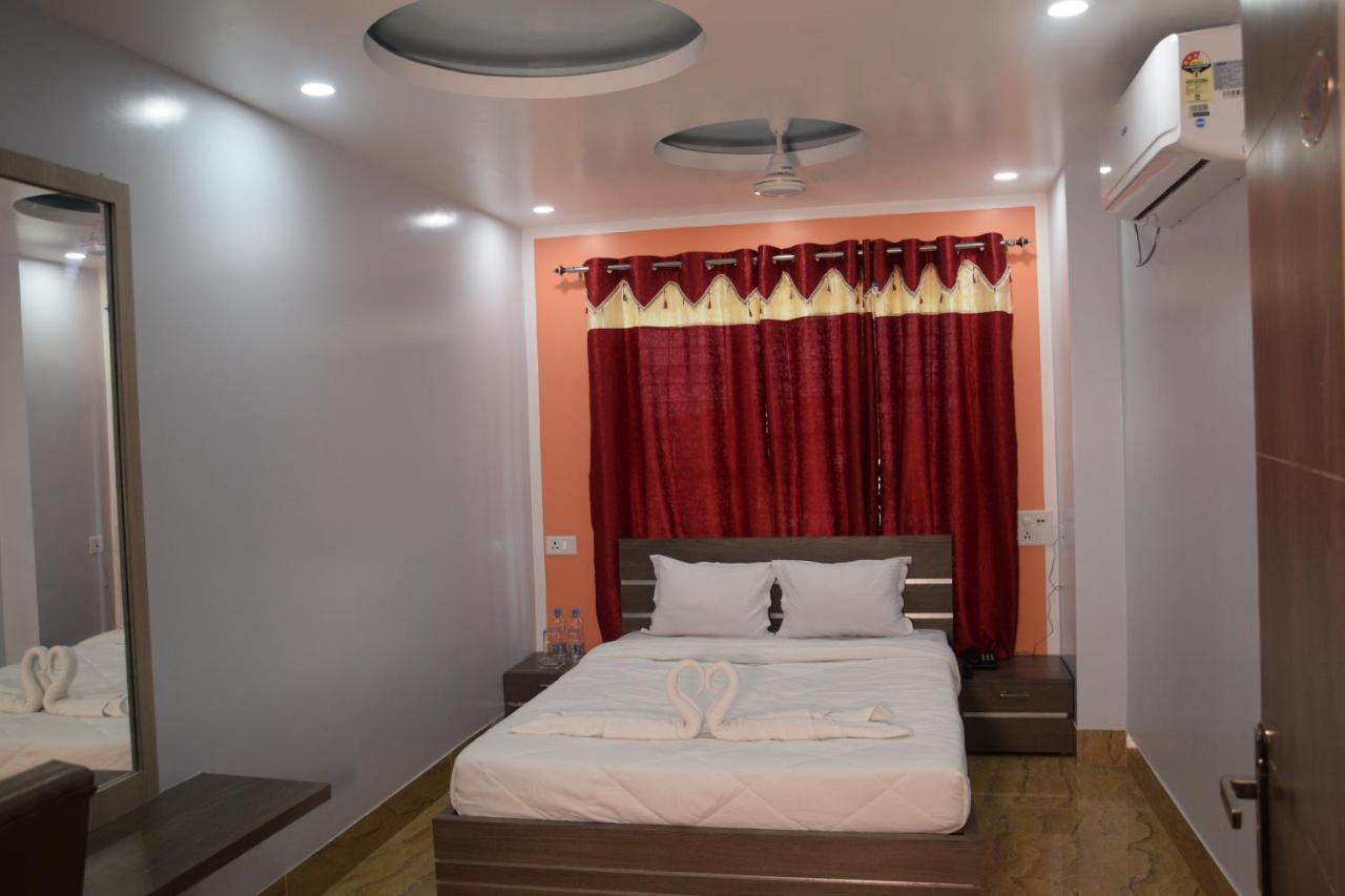 Hotel Nandini Baharampur Экстерьер фото