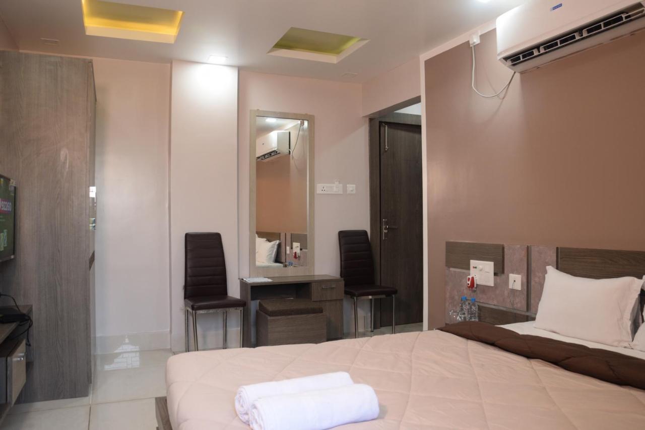 Hotel Nandini Baharampur Экстерьер фото
